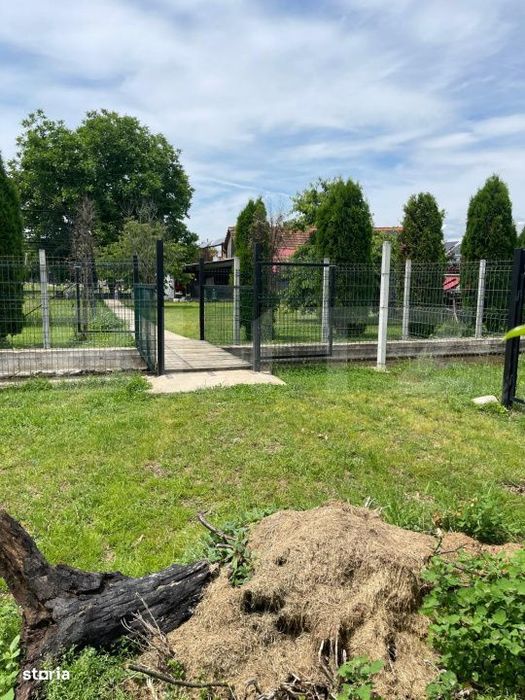 Casa P+E+M, 250 mp si 3400 mp teren, zona Arcani