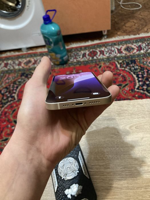 Iphone 13 состочние идеальное , акб 84%