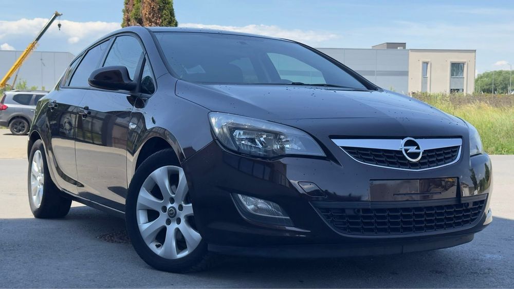 OPEL Astra 2012 — imagine 4