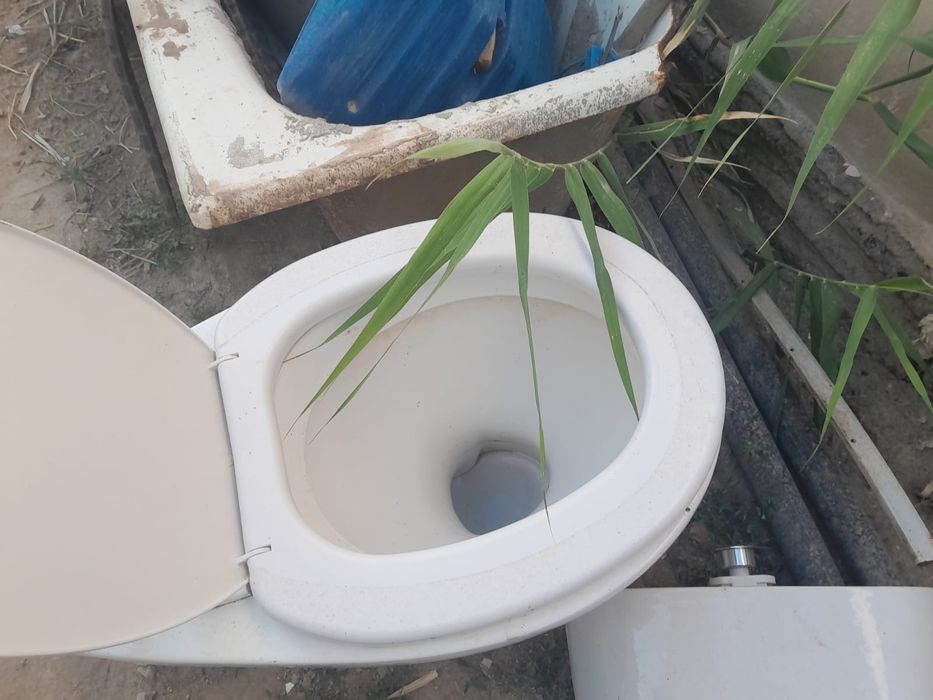 Унитаз  сатылады