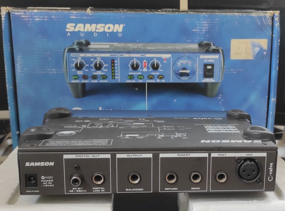 Предуселитель американский ламповый Samson C-valve