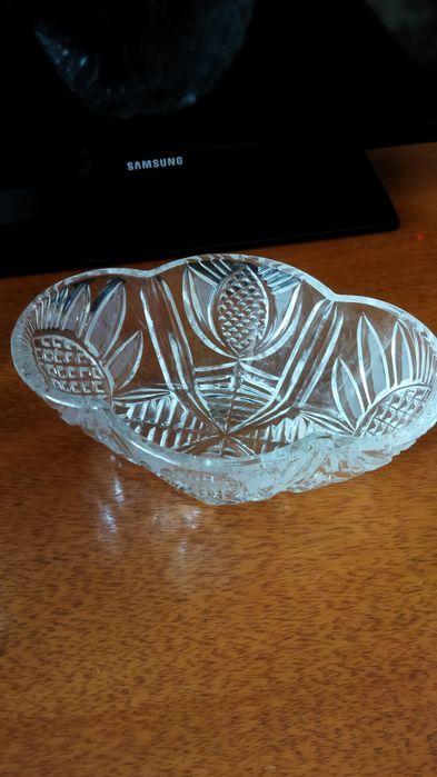 Вазы хрустальные. Пепельница