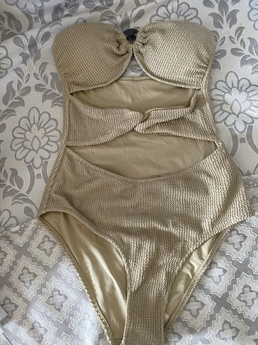 Продам новый купальник