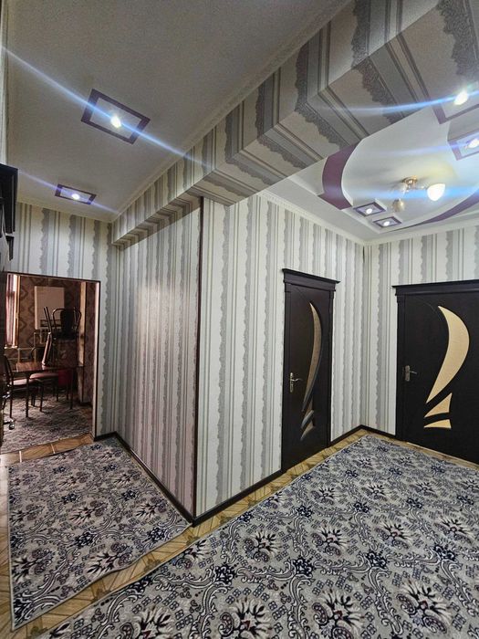 2 хоналик квартира барча жихозлари б-н сотилади.Ор:Шарк1 Шербудин