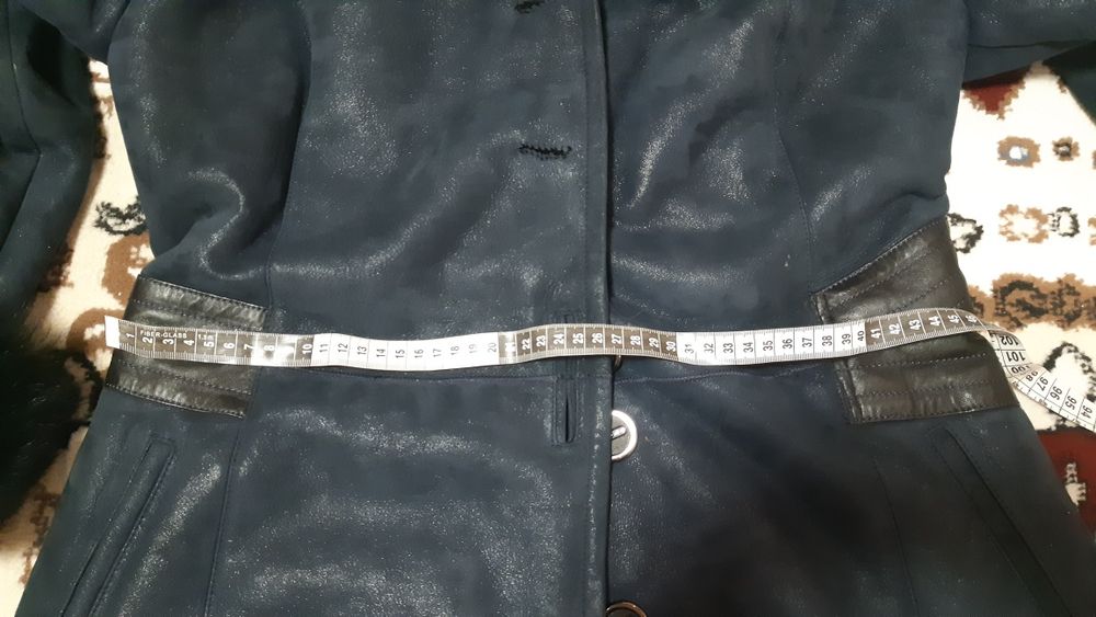 Дублёнка с капюшоном