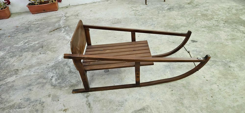 Продавам стара шейна