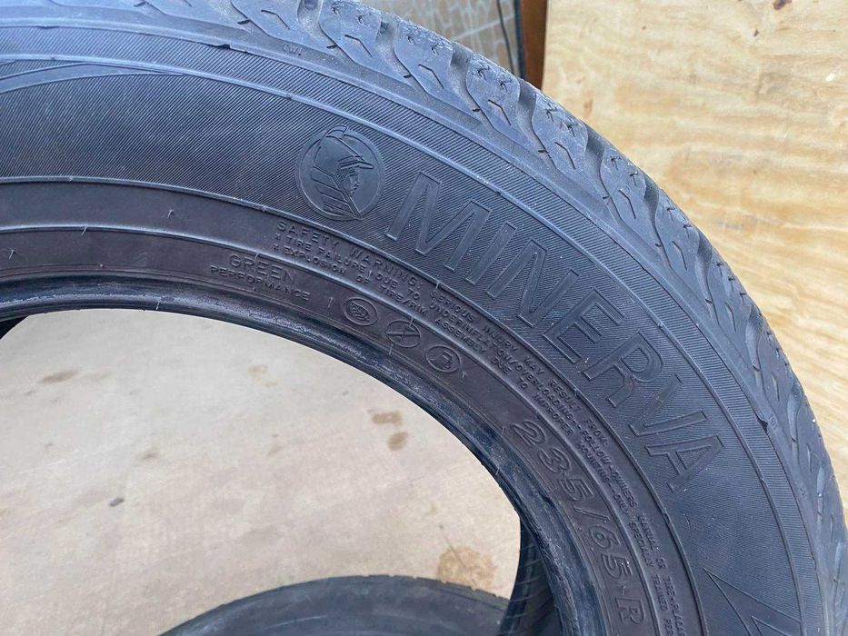 Гуми Минерва 235/65 R17 Eskimo SUV 2