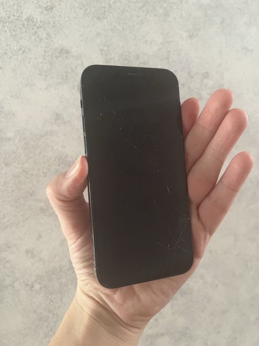 айфон 12 про гб 128 продаю