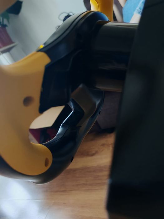 Volan Logitech cu padele si pedale