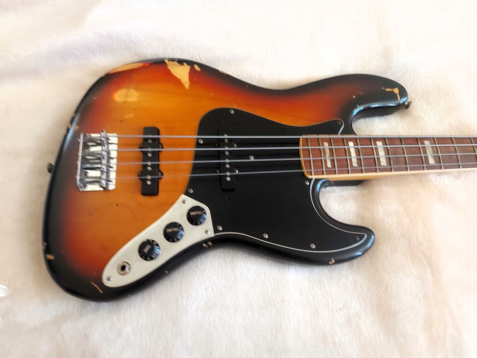 Fender Jazz Bass 1977