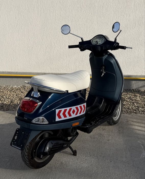 Piaggio Vespa LX 50 – 25 km/h !!!FARA PERMIS!!!