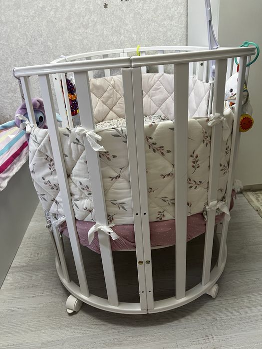 Продам детскую кроватку