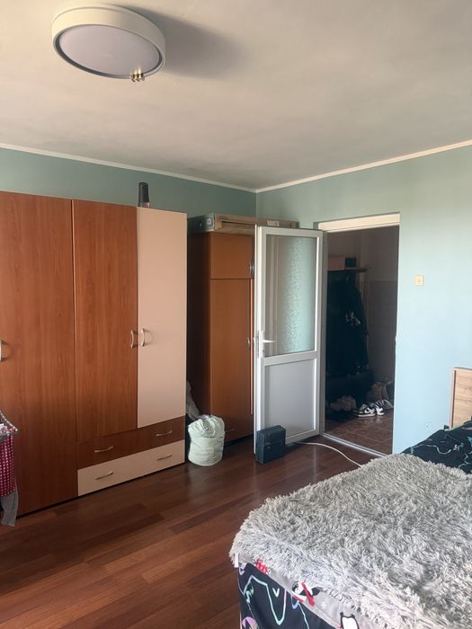 Garsoniera de vanzare