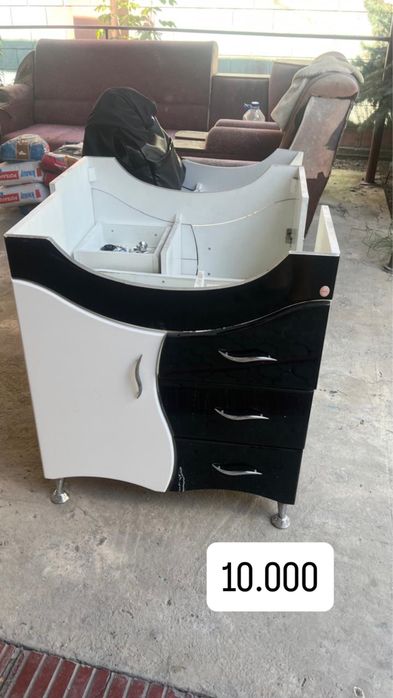 Продам шкафчик для ванной комнаты