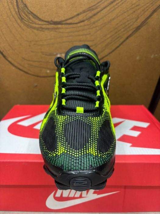 Nike air liquid max