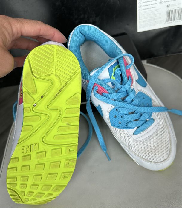 Маратонки NIKE air max