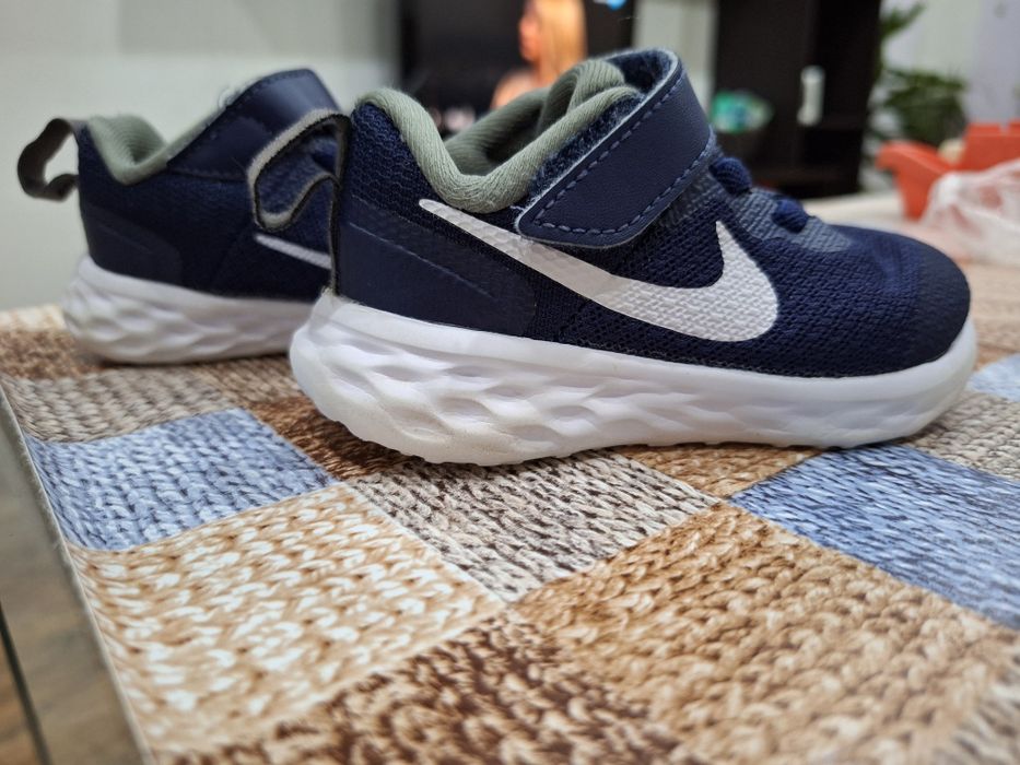 Детски маратонки Nike Revolution 6