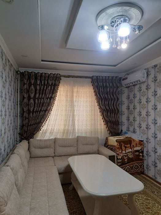 1 хона 3 хона к,илинган Тансик,боев 1 да сотилади балкон 2×6 подвали б