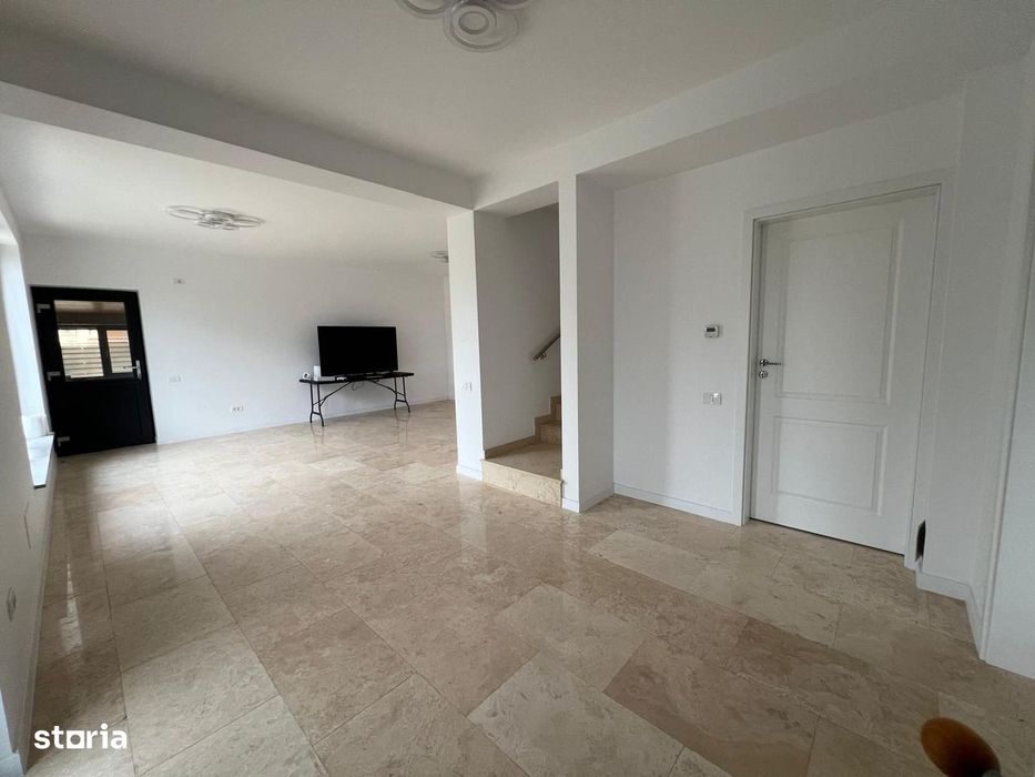 Vila de inchiriat zona Voluntari