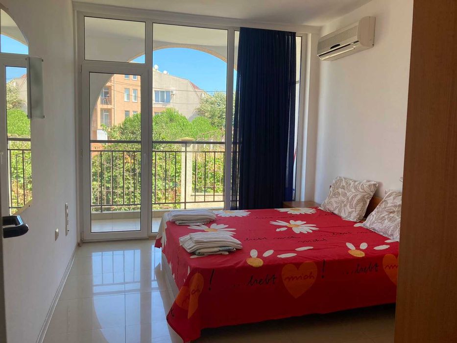 Дава под наем страхотен 2 ен Созопол местност буджака