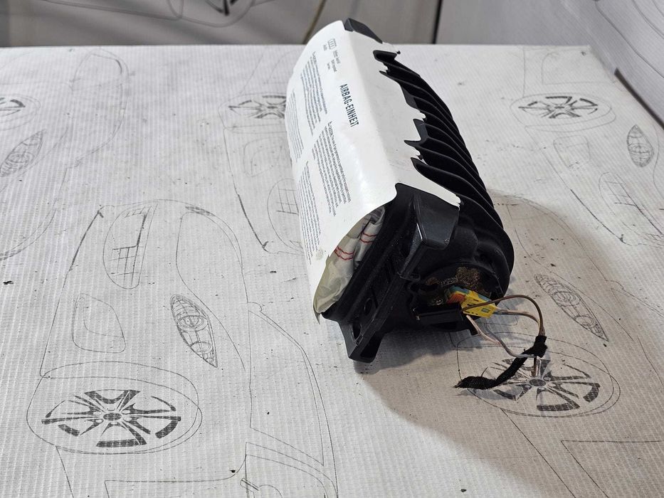 Airbag pasager bord Audi A5 Sportback 8T / A4 B8 2011 2.0 TFSI 132kW Cod OEM: 8T0880204G (5F3)