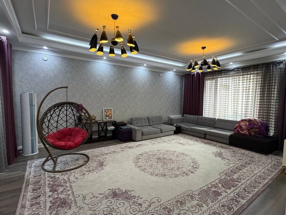 Продается 3-х уровневый дом в Алмазарском районе