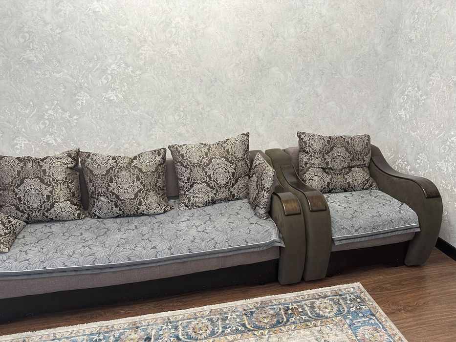 Продам диван и кресло