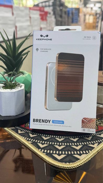 Power bank Keephone Original Carbon Brendy 5.000/10.000mah Pitaka