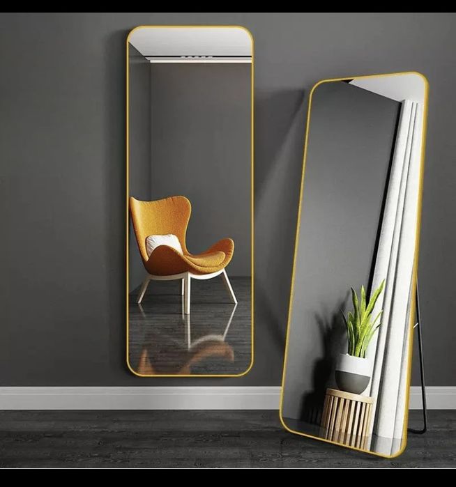 Напольное зеркало