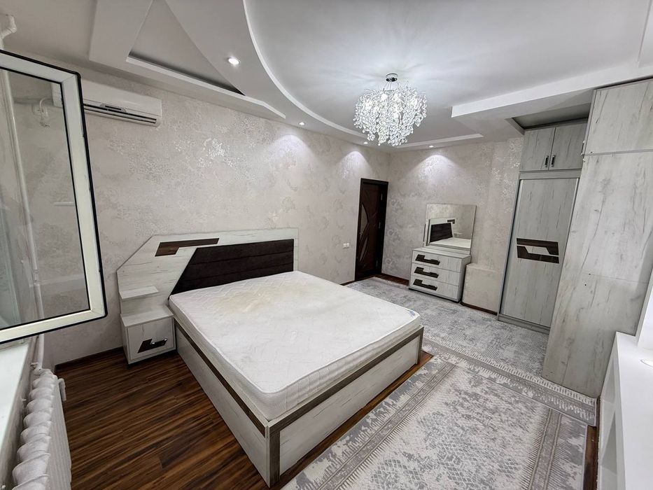 Yunusobod 16 mavze 3/3/9  (72² + 10²) sotiladi