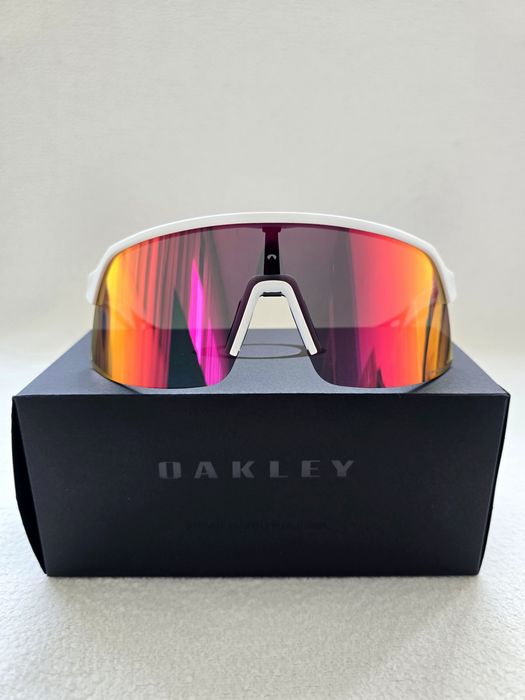 Слънчеви очила Oakley Sutro – Matte White / Prizm Road