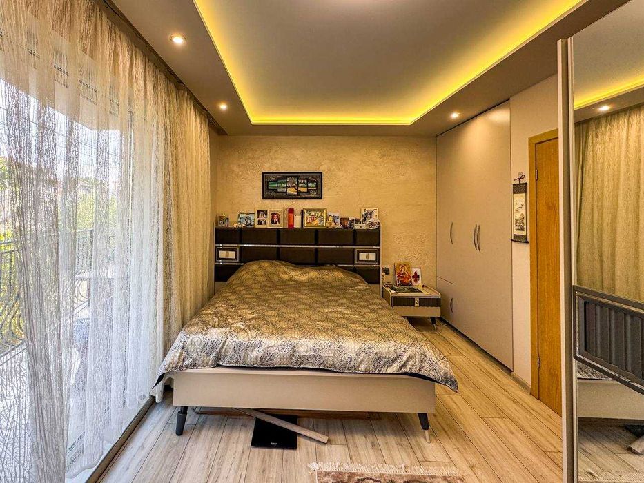 Продава се Тристаен апартамент в Бургас, Сарафово - 129 кв.м за 1318 €/кв.м - Снимка #11