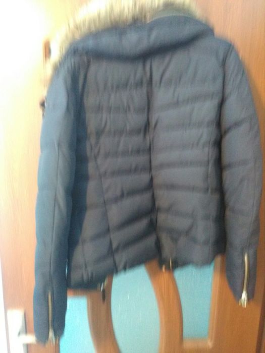 Geaca dama/fete Bershka de iarna, mar. M, cul. bleumarin
