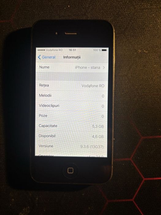telefon de colectie iphone 4s , 8 gb stare buna