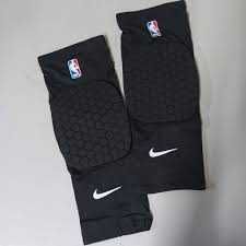 Nike Pro Combat NBA Knee Sleeves – Maksimal Himoya va Komfort!