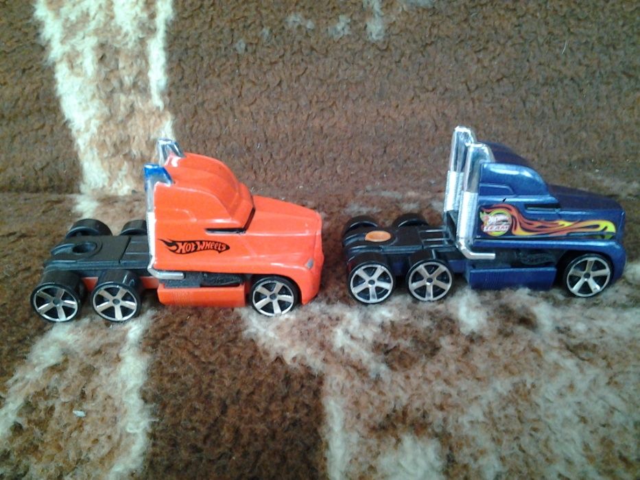 Hot Wheels camioane 10 cm jucarii copii