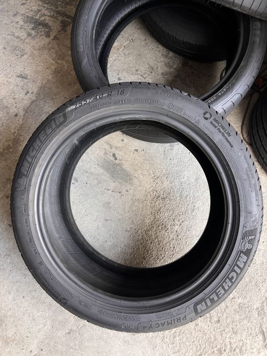 4 anvelope vara 285/35/18 + 255/40/18 , Michelin !
