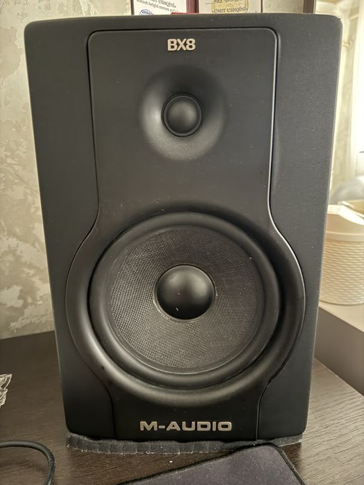 M-audio BX8 D2 | состояние битош