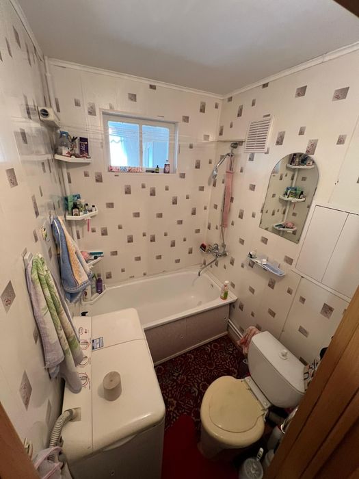 Продам 2-хкомнатную квартиру