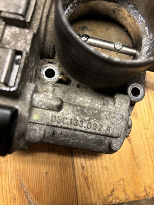 Дросел клапа за wv audi 1.4 1.6 fsi