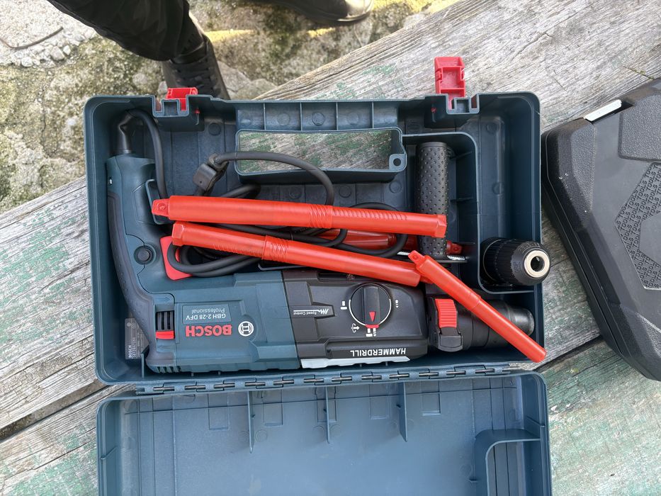 Разпродажба на машини и инструменти