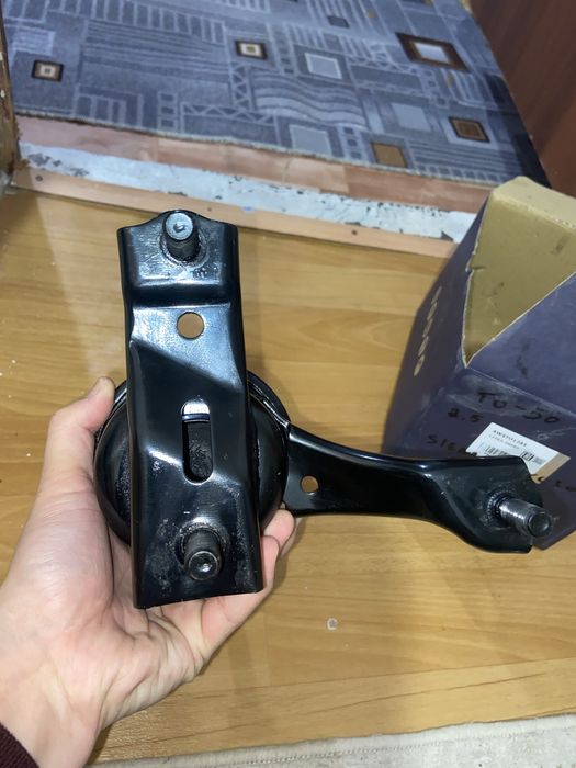 Опора двигателя AWSTO1285 для Тойота