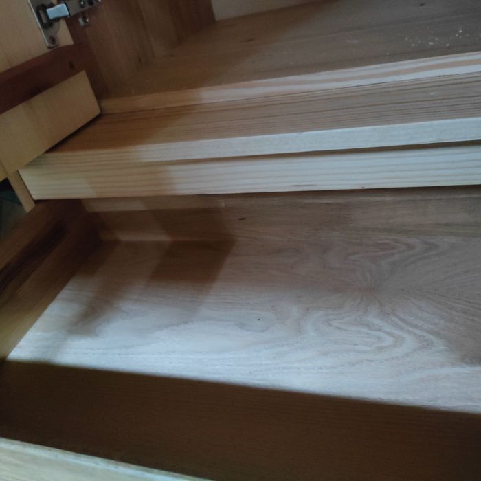 Dulap Brad și stejar  lucrat manual