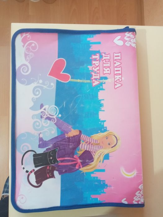 Продам ученические папки