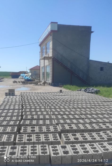 Shlakablok sotiladi optomga
