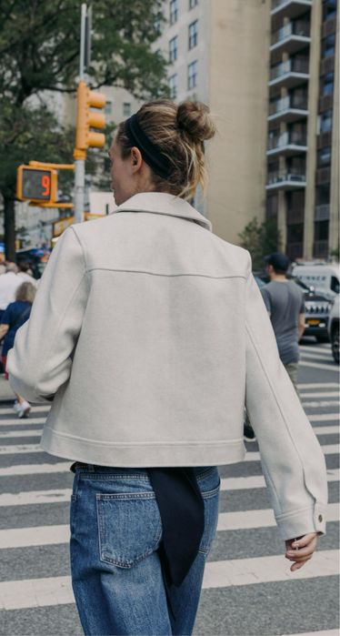 Дамско преходно яке Zara