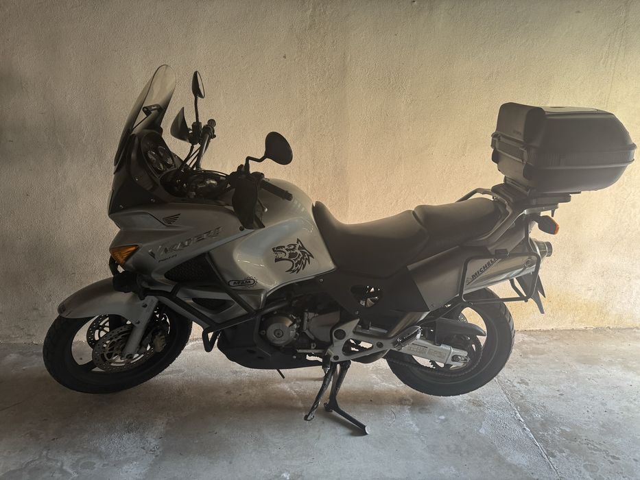 Honda Varadero. XL1000. SD02