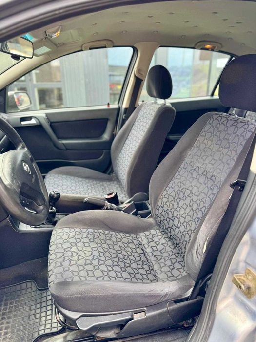 Opel Astra H 2001 1.6 benzina