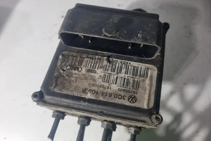 Pompa ABS Volkswagen VW Passat 2007 1.9 TDI MT (105 hp)