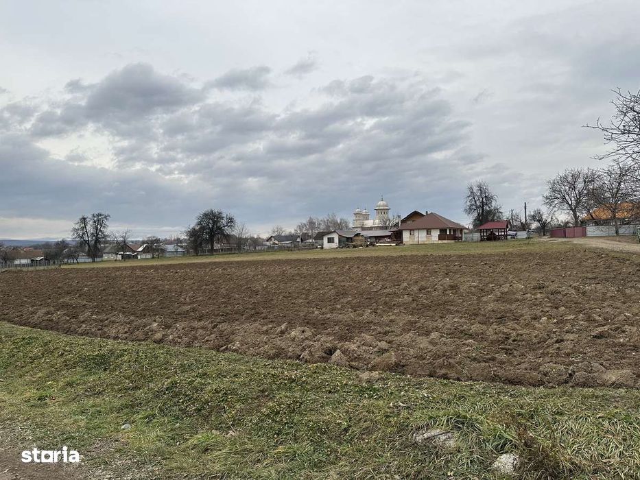 Teren intravilan în Mitocași 67500 euro